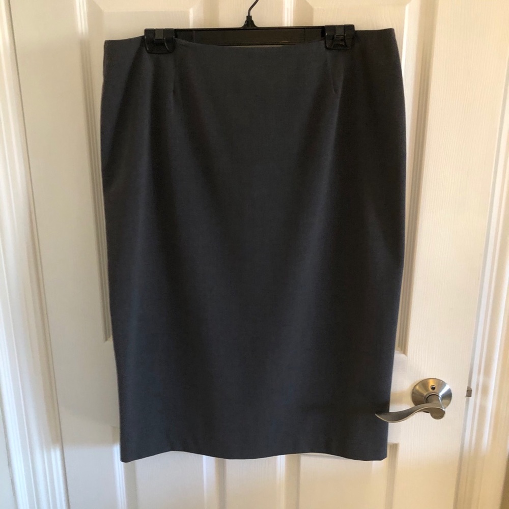Margaret M Grey Pencil Skirt